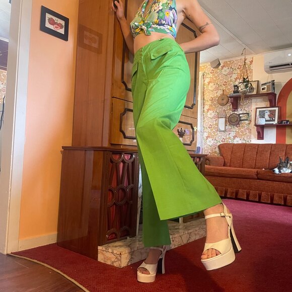 Vintage Pants - DEADSTOCK 1970s vintage green pleated fake pocket double button flare pants!